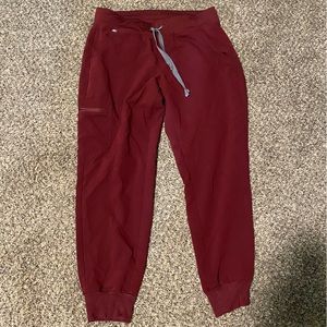 Burgundy figs joggers